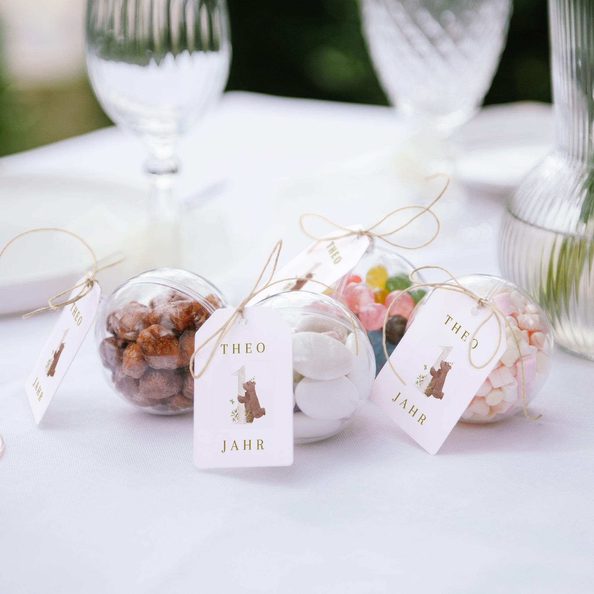 Mitgebsel-Box Kindergeburtstag Ball mit Wimpel-Etikett 1 Jahr genau foto N° 2