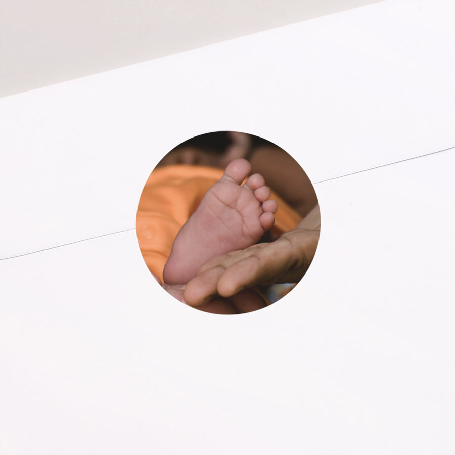 Sticker Geburt Rund Ein Lebensstrahl foto