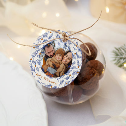 Geschenkbox Weihnachten Kugel mit runder Etikette Blauer Tannenzapfen foto N° 1