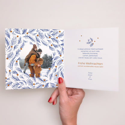 Weihnachtskarte Weihnachten Doppelflügelfenster Blauer Tannenzapfen foto N° 2