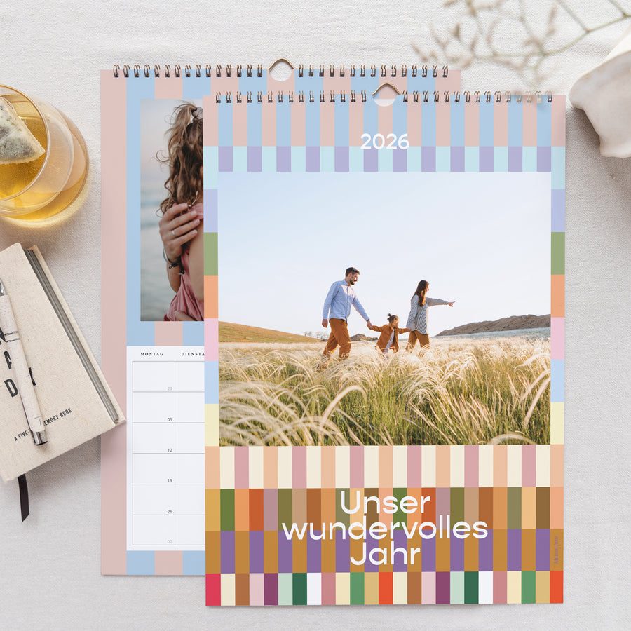 Kalender Weihnachten Wandgemälde A3 Bunte Streifen foto