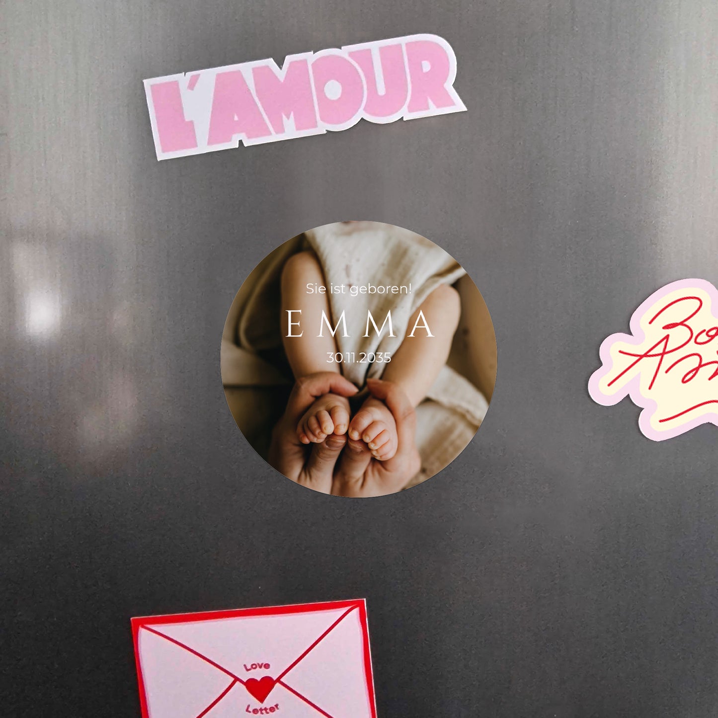 Geburtskarte Set von 8, magnetisch, rund, Ø 10 cm Der Abdruck des Glücks foto N° 4