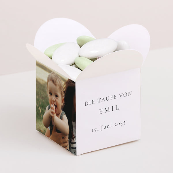 Geschenkbox Taufe Schmetterlingsöffnung Licht der Gnade foto