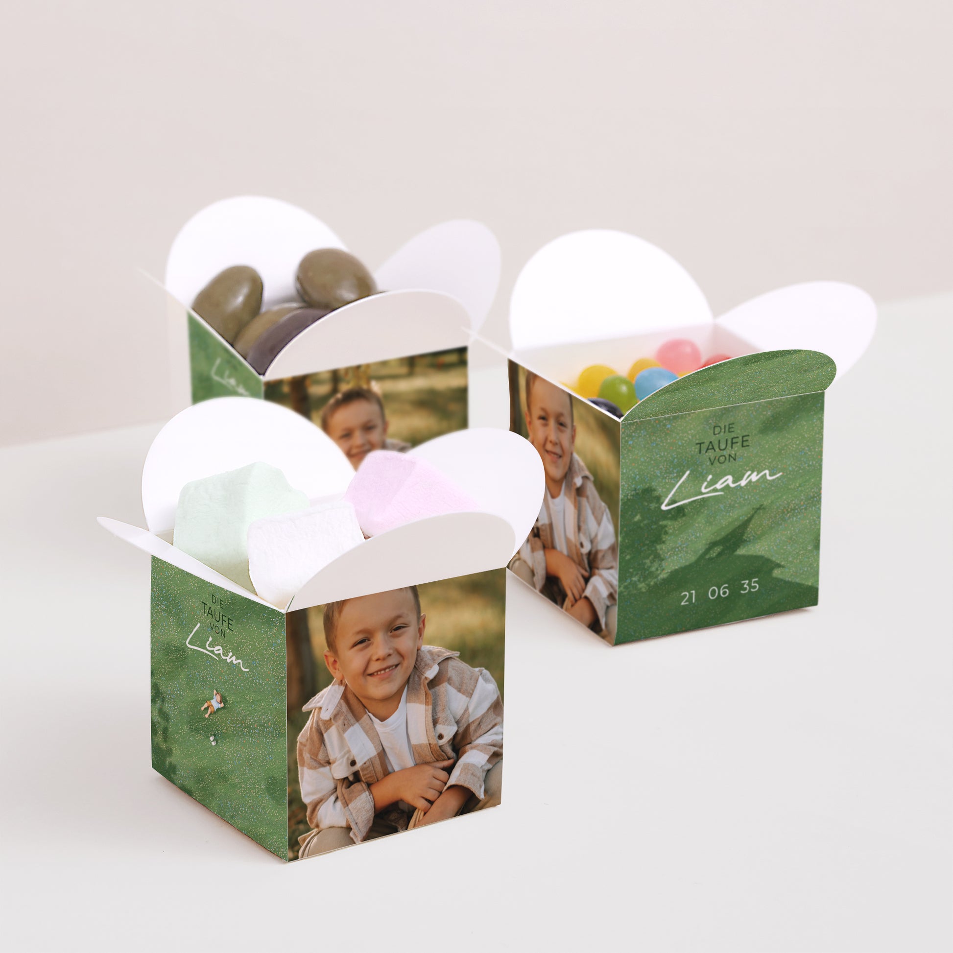 Geschenkbox Taufe Schmetterlingsöffnung Seine Taufe im Gras foto N° 3