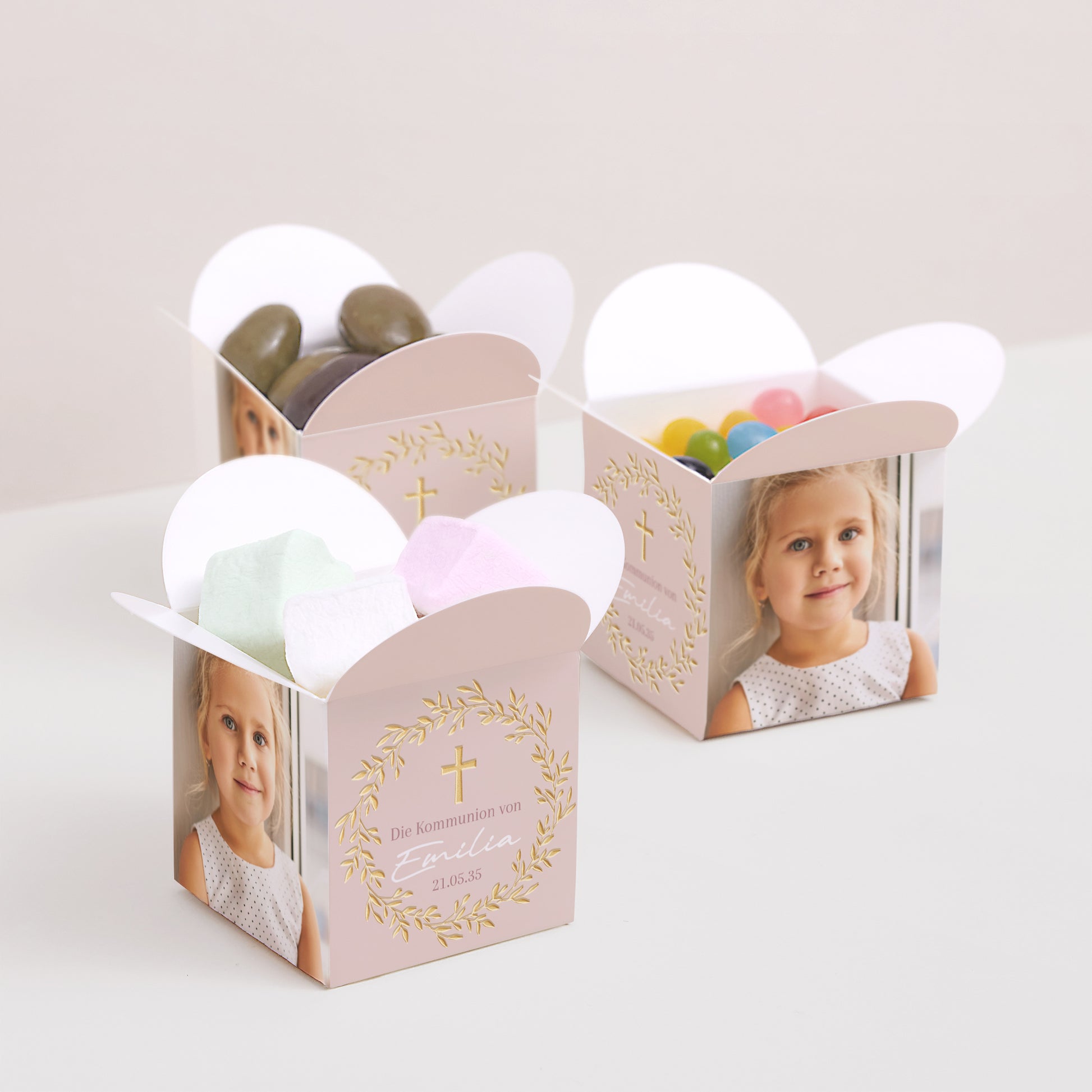 Geschenkbox Kommunion Schmetterlingsöffnung Goldene Rosen Segnung foto N° 3