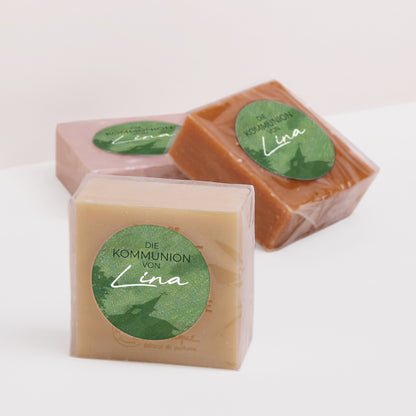 Sticker Kommunion Rund Eine Kommunion im Gras foto N° 2