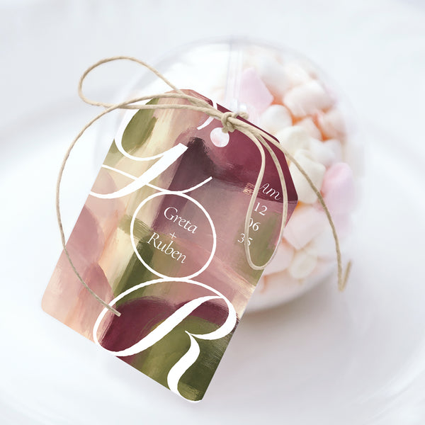 Geschenkbox Hochzeit Ball mit Wimpel-Etikett Pflaume und Olive foto