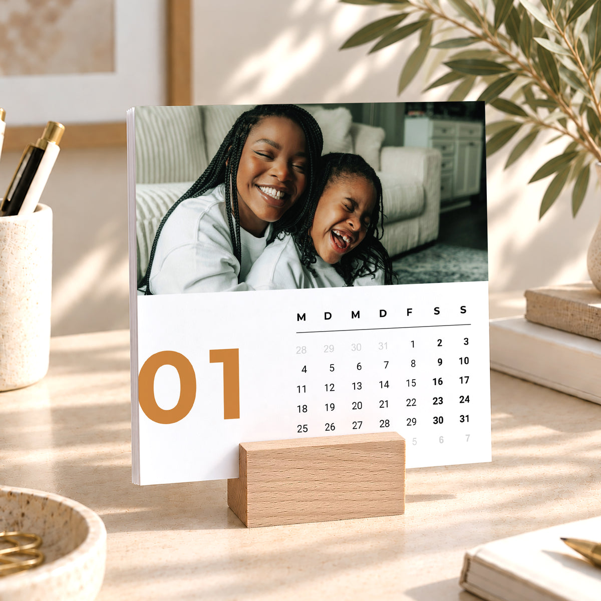 Kalender Weihnachten auf Holzsockel Kleine Glücksmomente, schöne Augenblicke foto N° 1