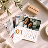 Kalender Weihnachten auf Holzsockel Kleine Glücksmomente, schöne Augenblicke foto N° 2