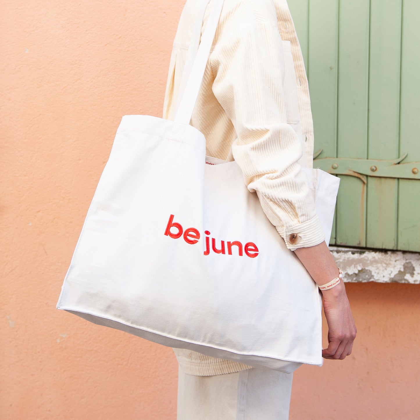 Shopping bag be june